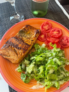 Una foto de Salmón a la mantequilla