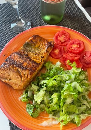 Una foto de Salmón a la mantequilla