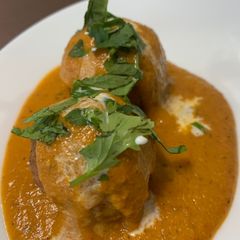 A picture of Malai kofta.