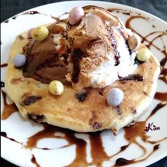 A picture of Choc chip crumpets.