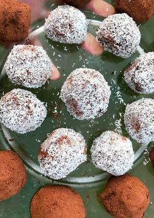 Una foto de Trufas de Chocotorta