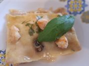 Una foto di lasagne senza carne