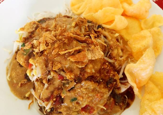 Ketoprak kacang mete