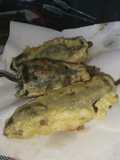 Chiles rellenos tempura