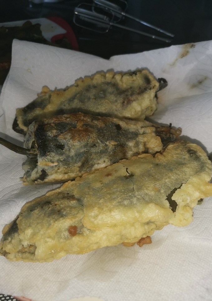 Una foto de Chiles rellenos tempura