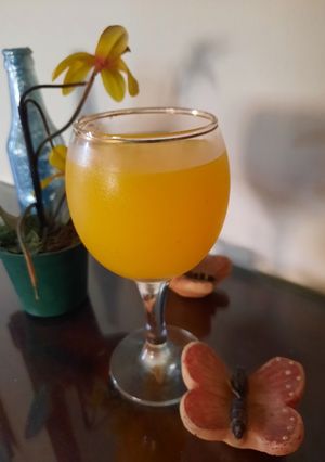 A picture of Tang orange.