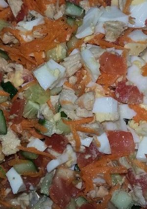 Una foto de Vianda para oficina 4 - ensalada de pollo y vegetales