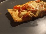 Una foto de masa de pizza sin levadura