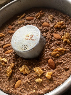Una foto de Budín de avena, chocolate y frutos secos