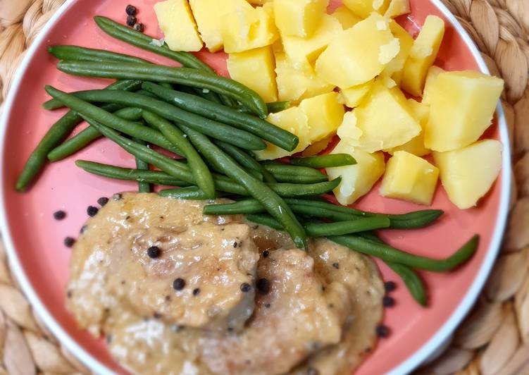How to Prepare Award-winning Medaillons in Pfefferrahmsauce