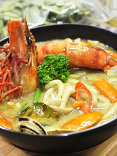 綠咖哩海鮮烏龍麵 的食譜成品照片