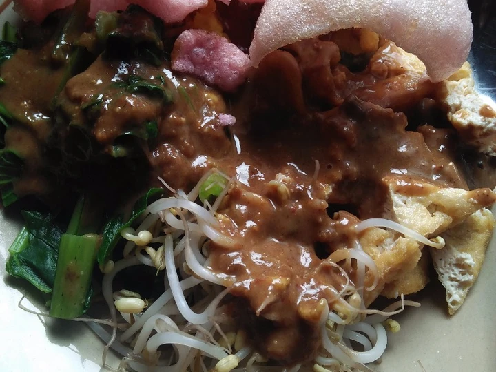 Langkah Gampang Membikin Resep Rujak petis yang Enak Banget Anti Ribet, Lezat Sekali