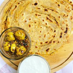 A picture of Masala lachha paratha.