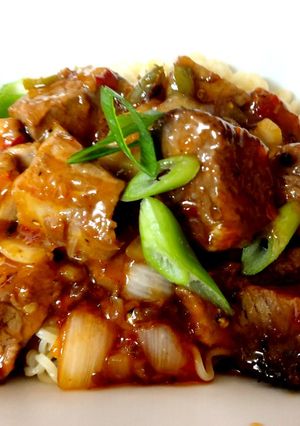 A picture of My Chinese Sweet Chilli Beef & Noodles 🥰.