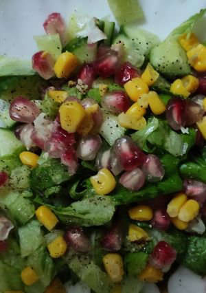 صورة لوصفة سلطة الرمان 🥬🥬