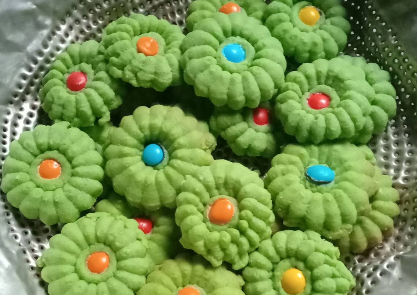 Kue Semprit Pandan Empuk n' Renyah