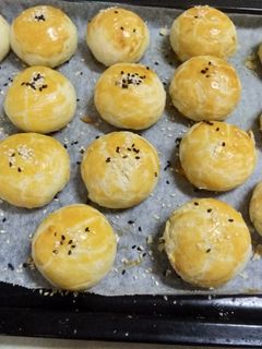 蛋黃酥 的食譜成品照片