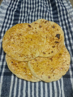 રોટલી ખાખરા (Rotli Khakhra Recipe In Gujarati) રેસીપી મુખ્ય ફોટો