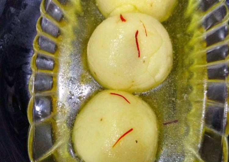 Steps to Make Favorite Sooji (Semolina) Rosogulla