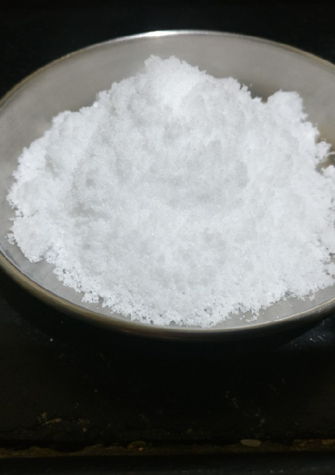 A picture of How to make icing sugar?.