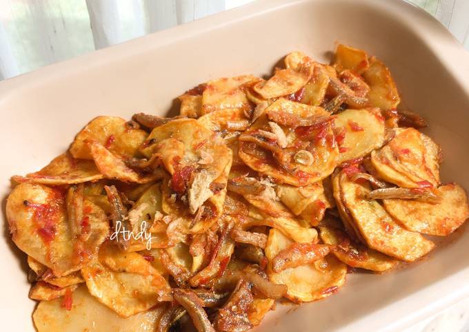 Resep: Sambal Goreng Teri Kentang Yang Mudah