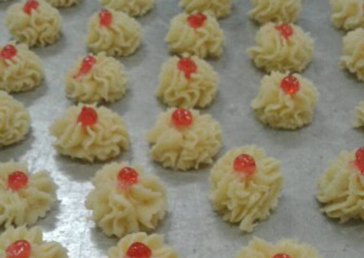 Resep Kue Semprit Resep Kue semprit oleh Lilly Candra Cookpad