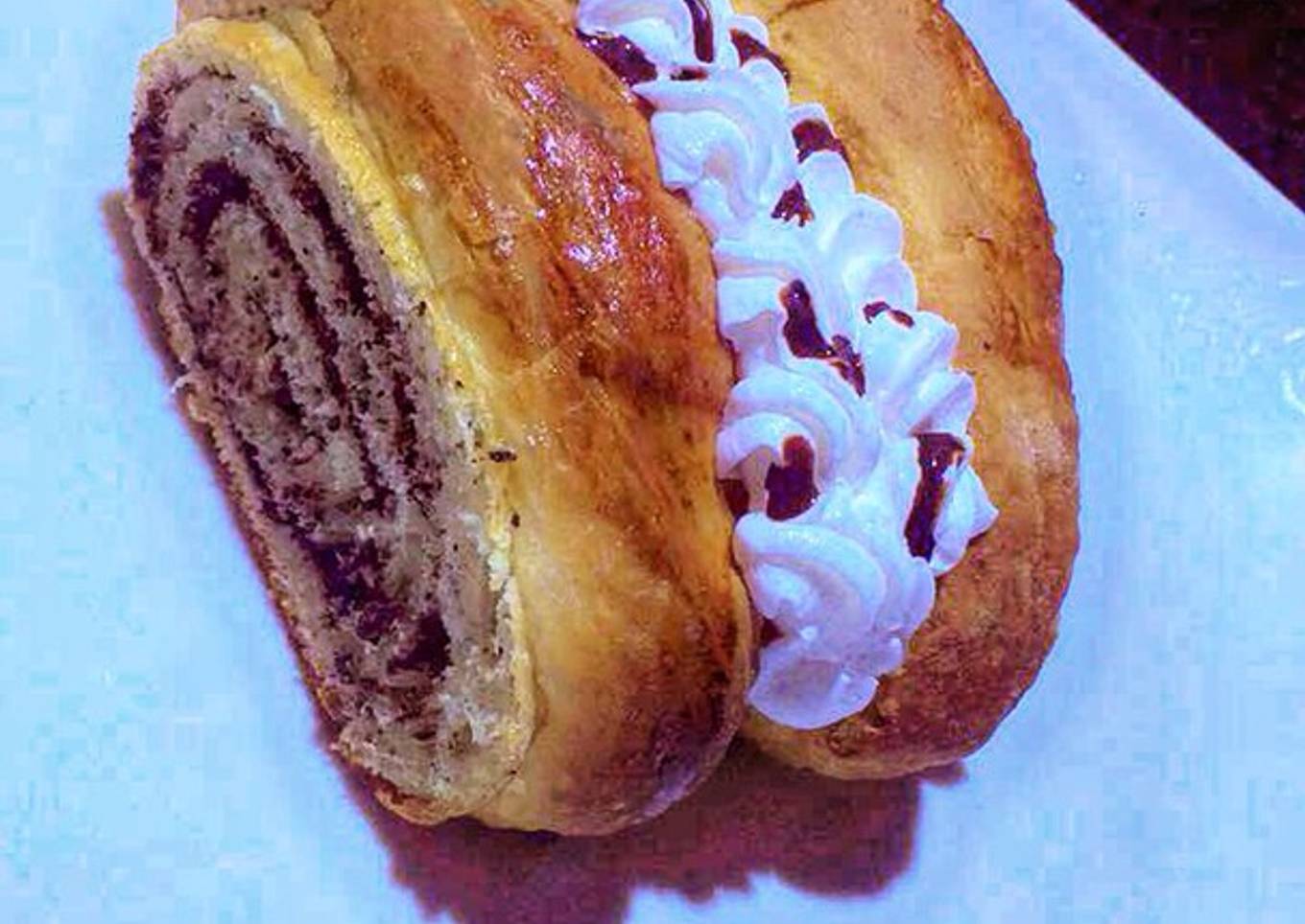 Milky soft chocolate rolls & cream filled bread