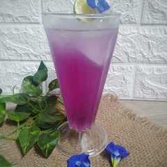 รูปของ Es Bunga Telang