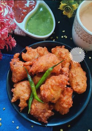 मूंगौरी (मूंगदाल के पकौड़े) रेसिपी मुख्य फोटो