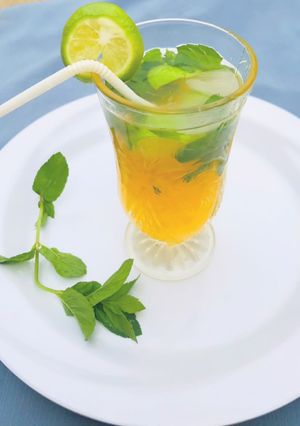 A picture of Mango mocktail.