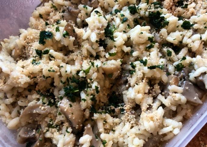 Ricetta di Perfetto Risotto ai funghi champignon