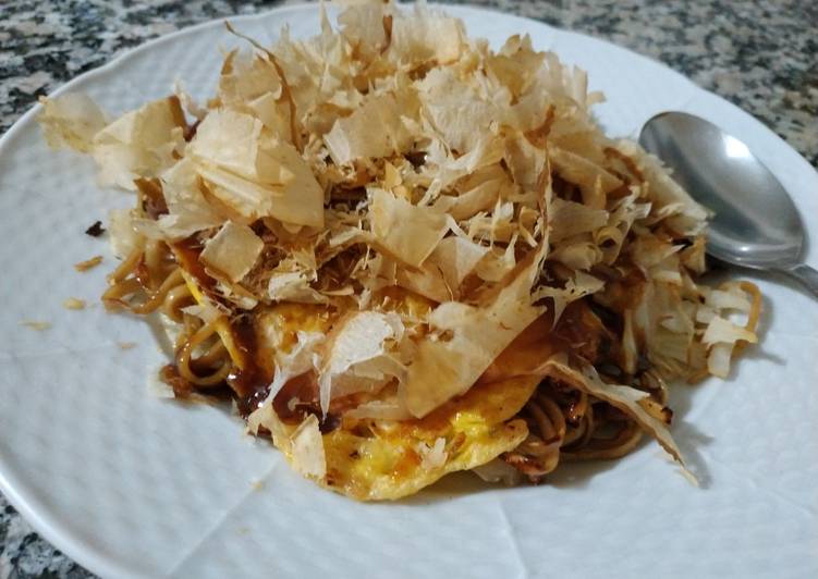 Cara meracik Okonomiyaki Hiroshima Style, Enak Banget