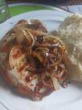 Bondiola encebollada en plancha ESSEN