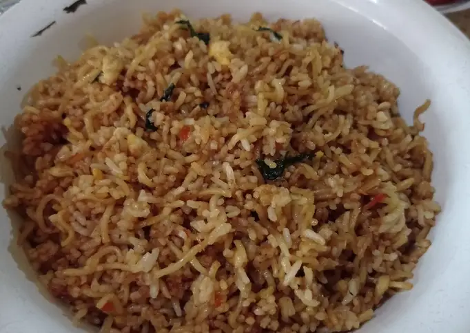 Magelangan/Nasi Goreng Mawut