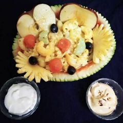 A picture of Fruity Macroni salad.
