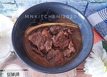 Masakan Unik Semur Daging Gurih Mantul