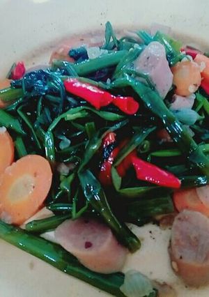 Foto resep Tumis Kangkung Wortel Sosis