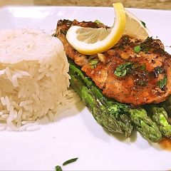 A picture of Honey lemon pepper chicken.