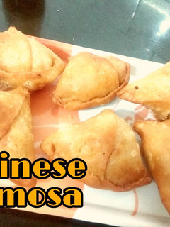 चाइनीससमोसा (Chinese samosa recipe in Hindi) रेसिपी मुख्य फोटो