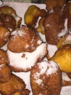 Una foto de Buñuelos de zanahoria y almendras 🥕