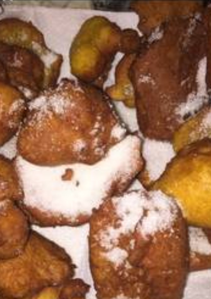 Una foto de Buñuelos de zanahoria y almendras 🥕