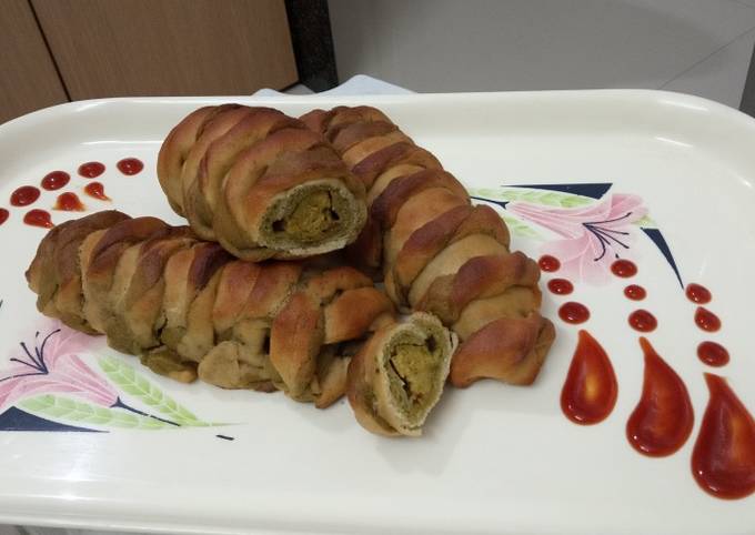 Baked Spinach Chickpea Cheesy Seekh Kabab Rolls !!