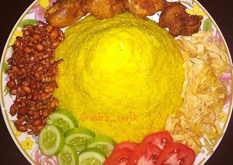 Resep Nasi kuning ricecooker Anti Gagal