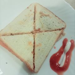 A picture of BBQ chicken cheese sandwich.