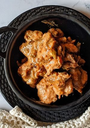 মুর্গ ঢাকাই কোর্মা (murgh dhakai korma recipe in Bengali) রেসিপির প্রধান ছবি