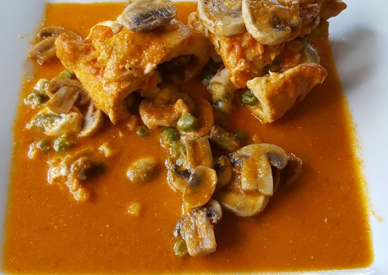 Rollos de pollo con hongos