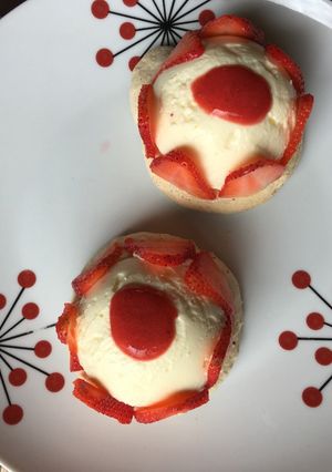 Une photo de Pavlovas fraises & citron vert