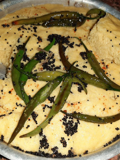 बेसन का ढोकला (Besan Dhokla Recipe in Hindi) रेसिपी मुख्य फोटो