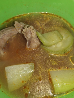 Una foto de Caldo de res
