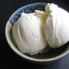 A picture of Condensed Milk Ice Cream.